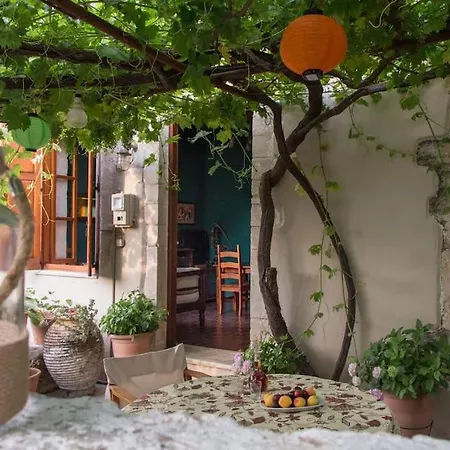 Sergios Ferienhaus *